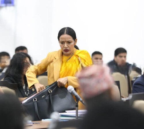 सांसद आशिका तामाङले गरिन् बानी व्यहोरा सुधार्ने प्रतिबद्धता